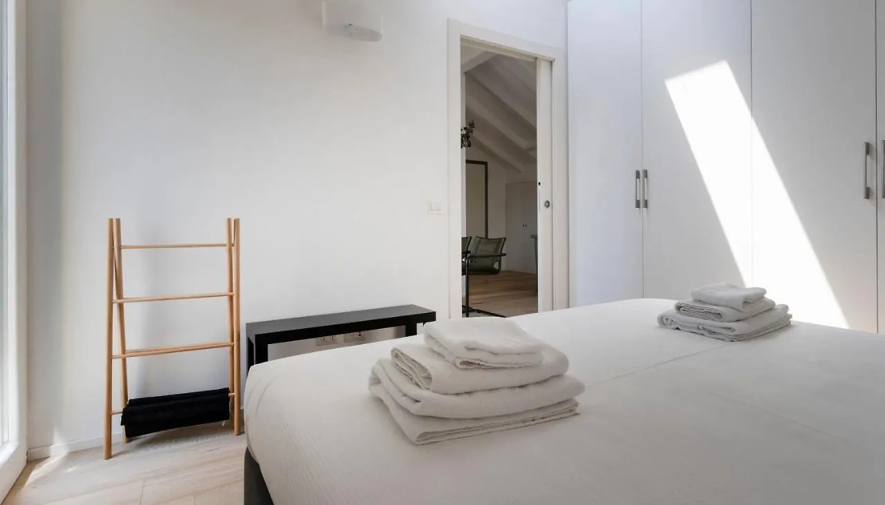 Italianway - Cola Montano 29 Apartment Milan